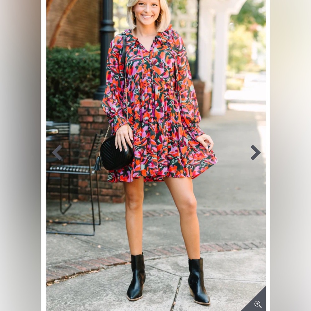 entro Floral Mini Dress in Red, Pink, Green Size S NWT